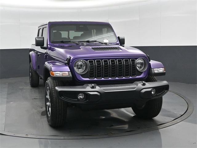 new 2026 Jeep Gladiator car, priced at $47,968