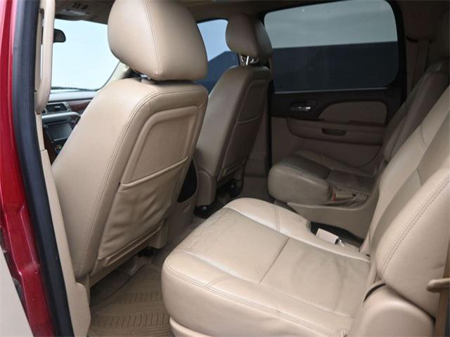 used 2013 Chevrolet Suburban car, priced at $10,000