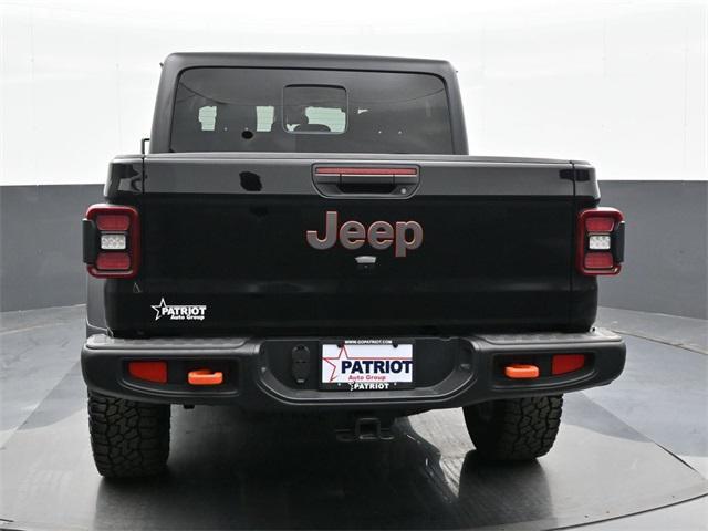 new 2024 Jeep Gladiator car, priced at $49,298