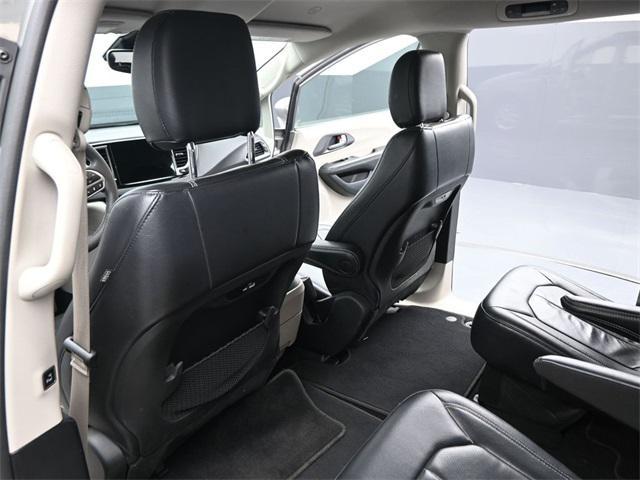 used 2022 Chrysler Pacifica car, priced at $23,000