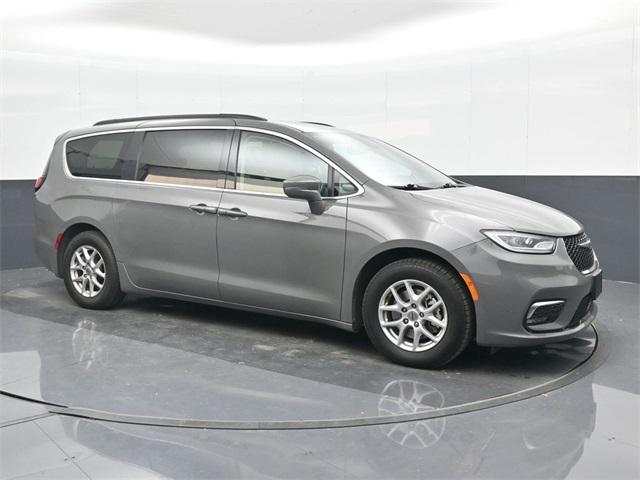 used 2022 Chrysler Pacifica car, priced at $23,000