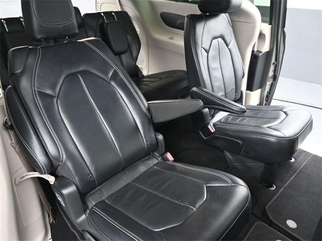 used 2022 Chrysler Pacifica car, priced at $23,000