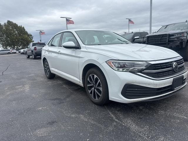 used 2022 Volkswagen Jetta car, priced at $15,200