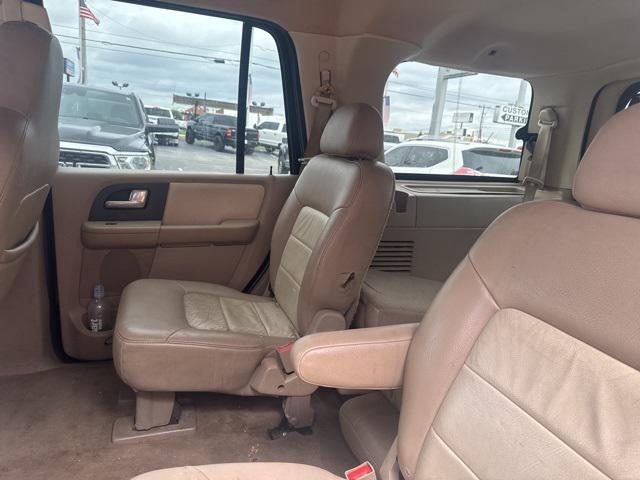 used 2004 Ford Expedition car, priced at $3,973
