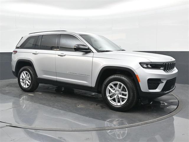 new 2025 Jeep Grand Cherokee car, priced at $35,698