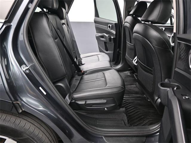 used 2023 Kia Sorento car, priced at $27,700