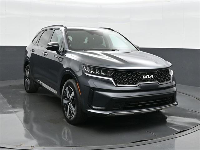 used 2023 Kia Sorento car, priced at $27,700