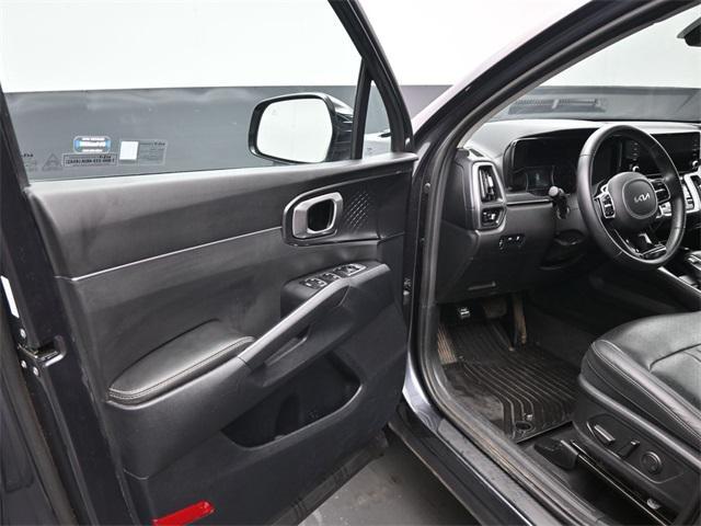 used 2023 Kia Sorento car, priced at $27,700