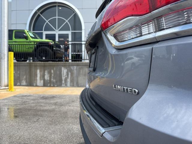 used 2019 Jeep Grand Cherokee car, priced at $21,900