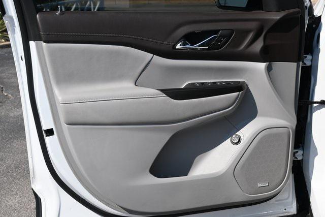 used 2023 GMC Acadia car, priced at $25,500