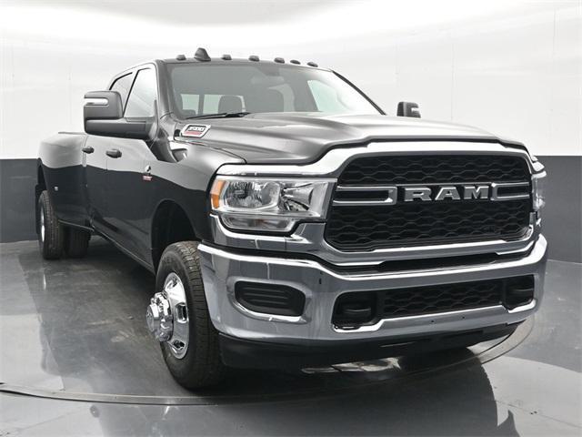 new 2024 Ram 3500 car, priced at $61,568