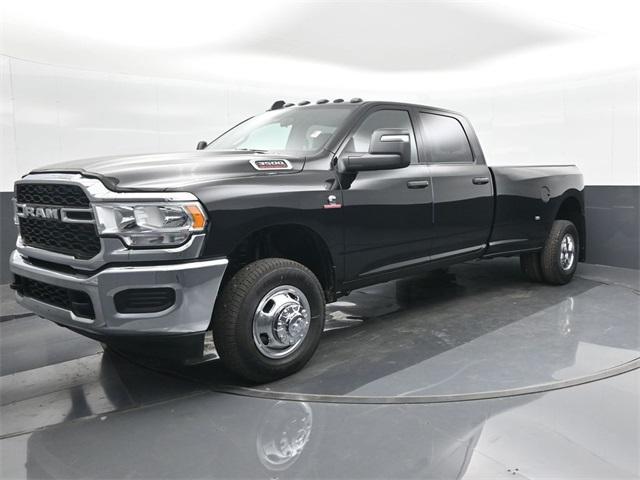 new 2024 Ram 3500 car, priced at $61,568