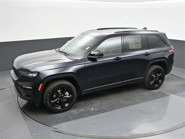 new 2024 Jeep Grand Cherokee car, priced at $41,030