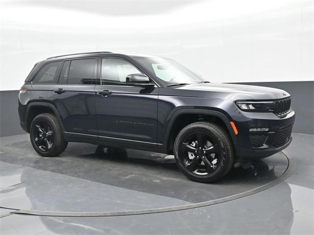 new 2024 Jeep Grand Cherokee car, priced at $41,030