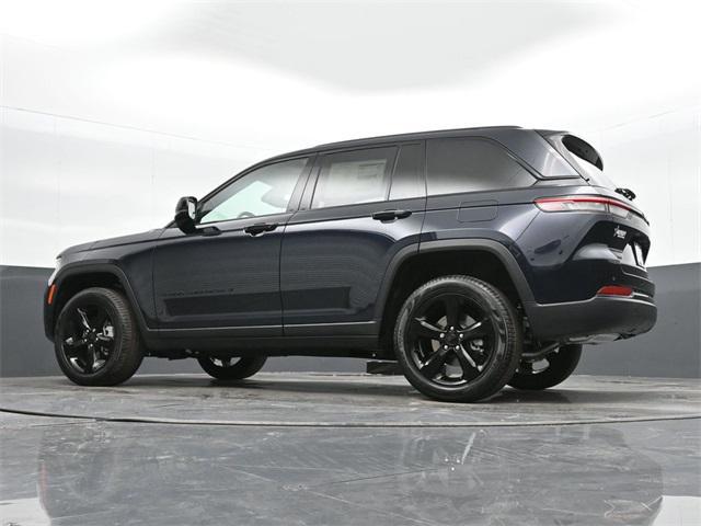 new 2024 Jeep Grand Cherokee car, priced at $41,030