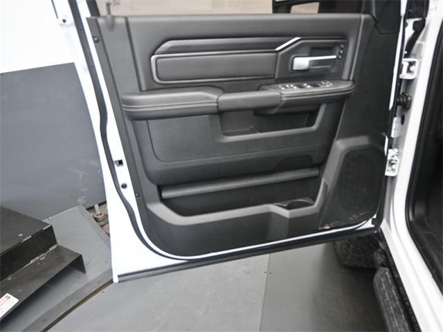 new 2025 Ram 2500 car, priced at $76,183