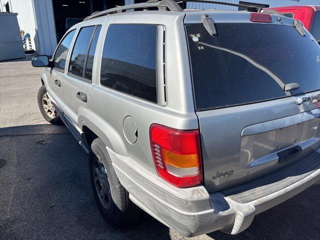 used 2000 Jeep Grand Cherokee car, priced at $5,000