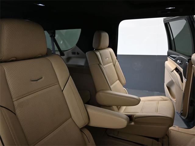 used 2021 Cadillac Escalade ESV car, priced at $60,000