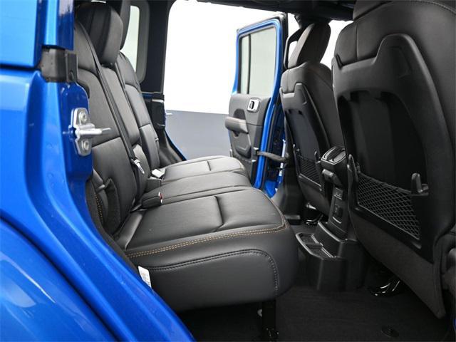 new 2025 Jeep Wrangler car, priced at $51,654