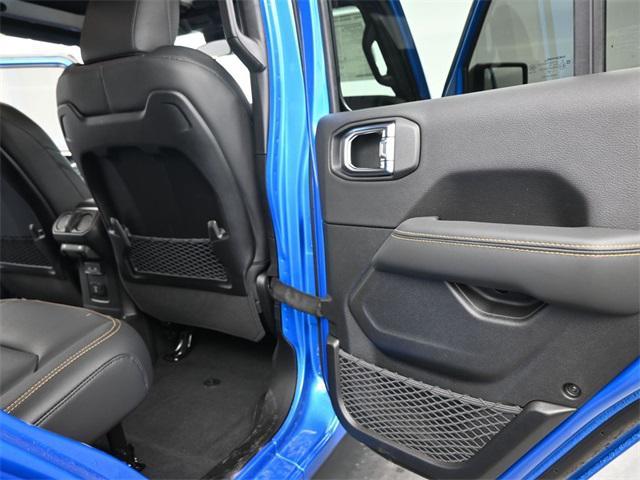 new 2025 Jeep Wrangler car, priced at $51,654