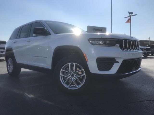 new 2025 Jeep Grand Cherokee car, priced at $32,930