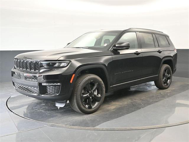 new 2024 Jeep Grand Cherokee L car, priced at $42,030