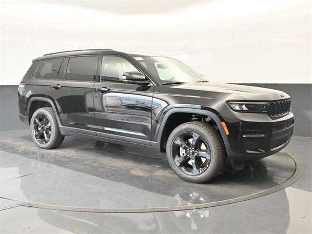 new 2024 Jeep Grand Cherokee L car, priced at $42,030