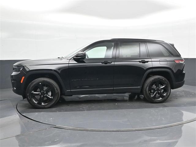 new 2025 Jeep Grand Cherokee car, priced at $38,198