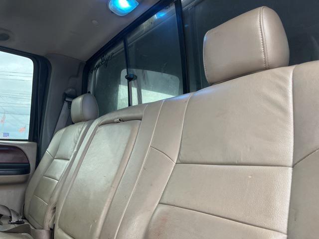 used 2006 Ford F-250 car, priced at $10,000