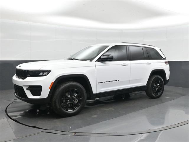 new 2025 Jeep Grand Cherokee car, priced at $38,280