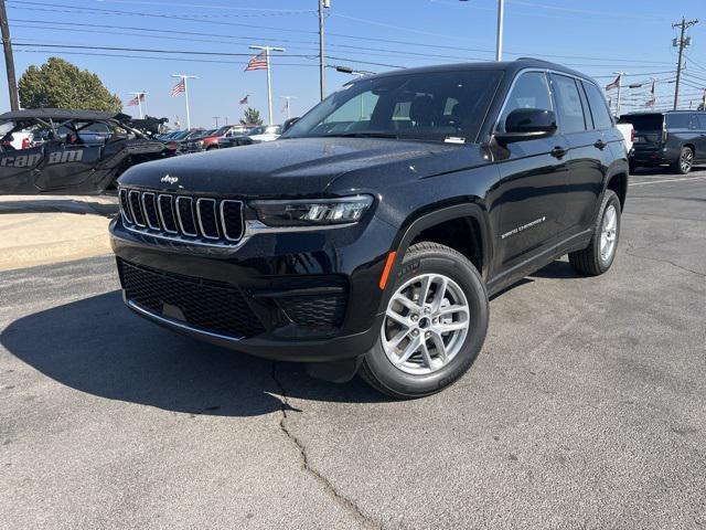 new 2025 Jeep Grand Cherokee car, priced at $33,525