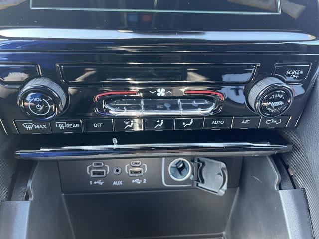 new 2025 Jeep Grand Cherokee car, priced at $33,525