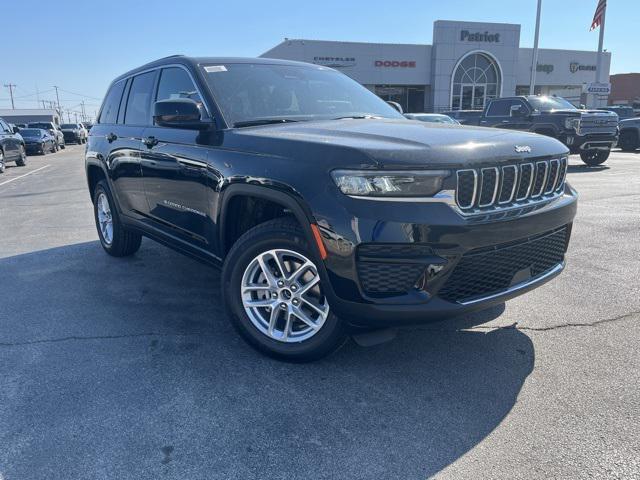 new 2025 Jeep Grand Cherokee car, priced at $33,525