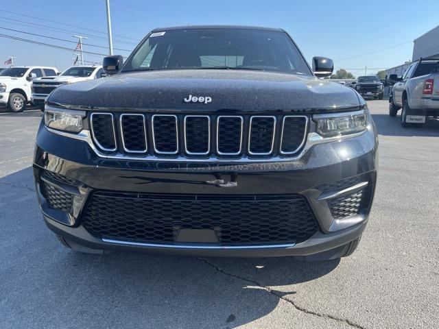 new 2025 Jeep Grand Cherokee car, priced at $33,525