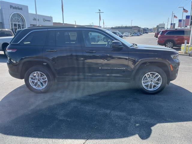 new 2025 Jeep Grand Cherokee car, priced at $33,525
