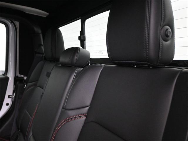 new 2025 Jeep Gladiator car, priced at $50,306