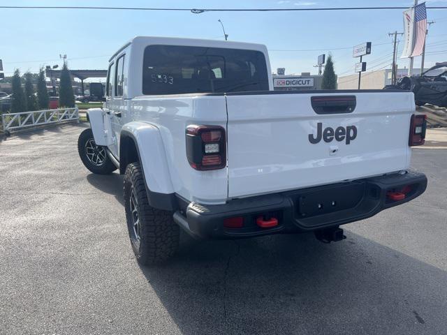 new 2025 Jeep Gladiator car, priced at $50,306