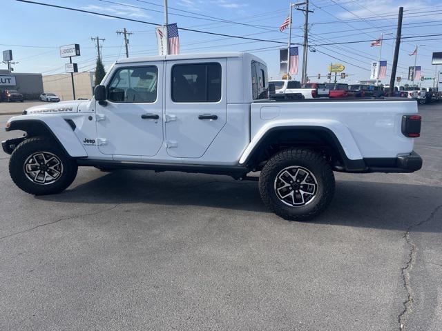 new 2025 Jeep Gladiator car, priced at $50,306