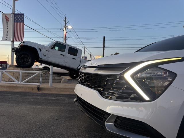 used 2023 Kia Sportage car, priced at $21,812