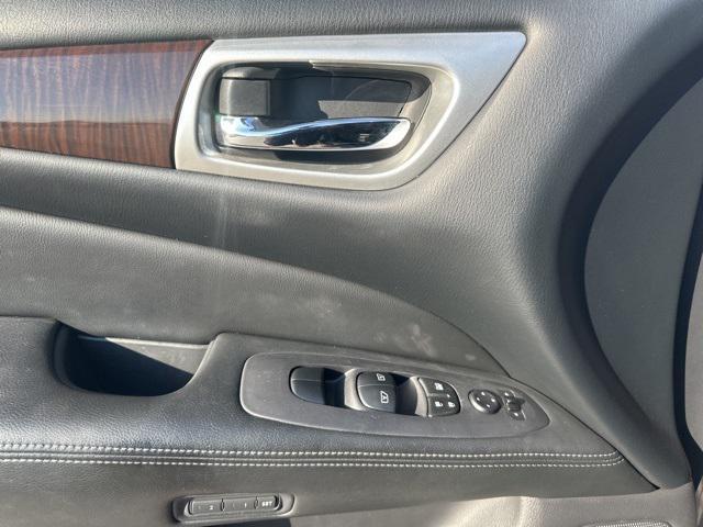 used 2016 Nissan Pathfinder car, priced at $6,433
