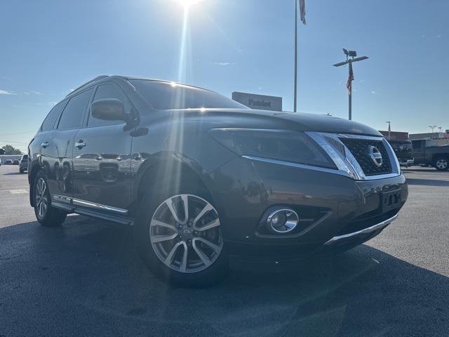 used 2016 Nissan Pathfinder car, priced at $6,433