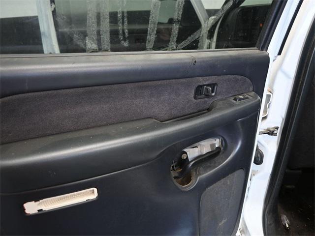 used 2002 Chevrolet Silverado 1500 car, priced at $6,500