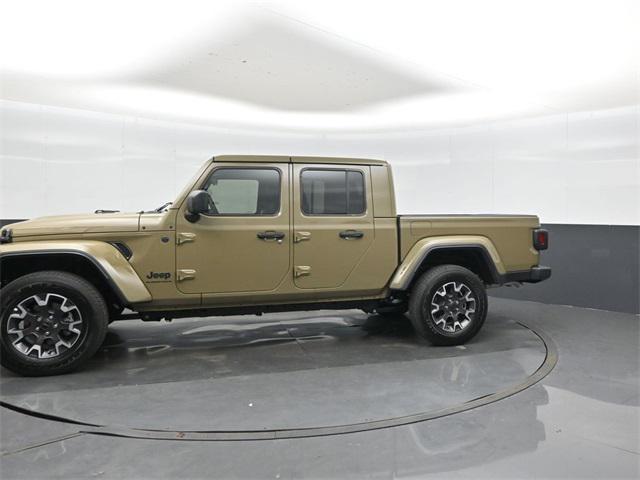 new 2025 Jeep Gladiator car, priced at $45,800