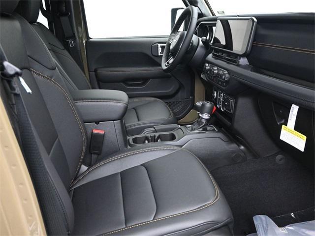 new 2025 Jeep Gladiator car, priced at $45,800