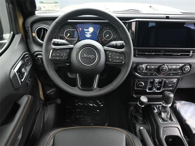 new 2025 Jeep Gladiator car, priced at $45,800