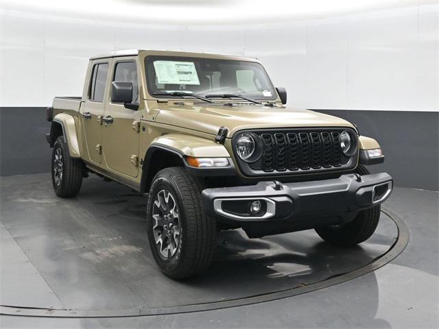 new 2025 Jeep Gladiator car, priced at $45,800