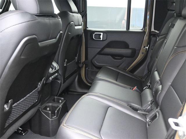 new 2025 Jeep Gladiator car, priced at $45,800