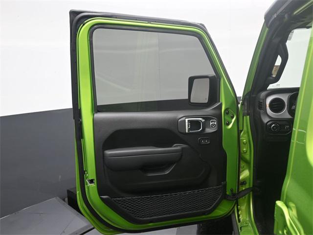 new 2025 Jeep Wrangler car