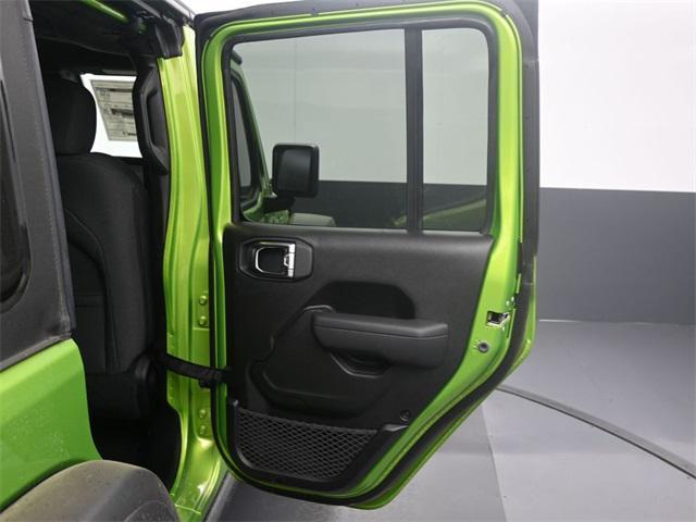new 2025 Jeep Wrangler car