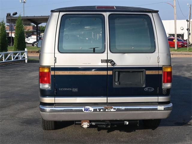 used 1992 Ford E150 car, priced at $3,000
